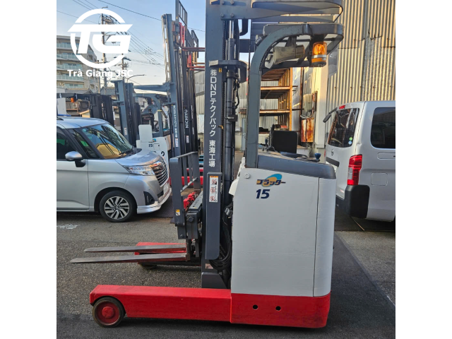 NICHIYU ELECTRIC REACH TRUCK 1.5 TON